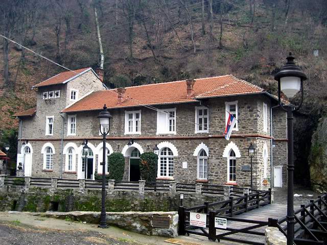 Dom kulture Vučje: Pobednici pesničkog konkursa „Slapovi Vučjanke“