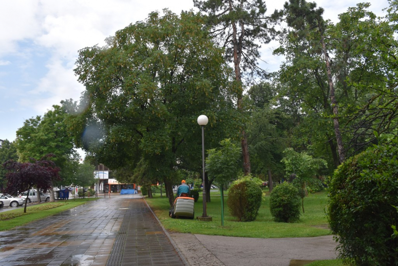 Leskovac: Uređeljenje parkova i ulica za gradsku slavu Sveta Trojica