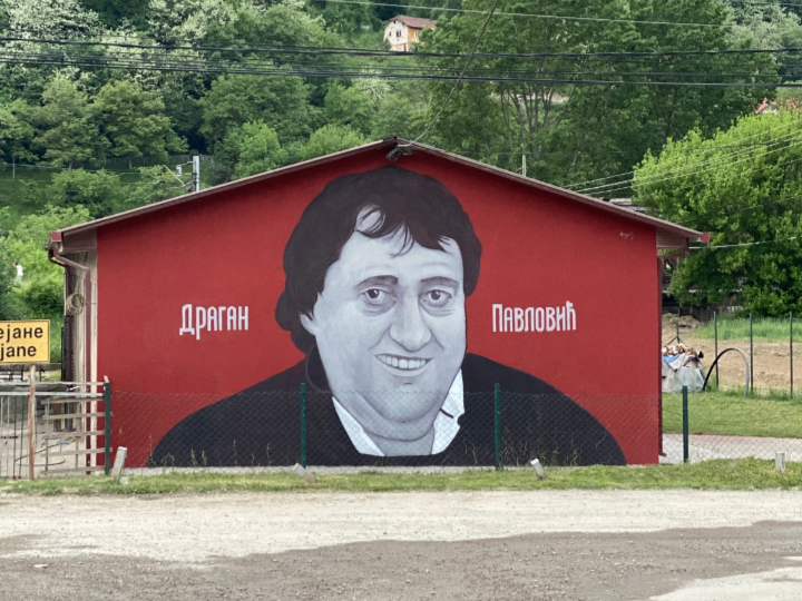 Predejane: Dragan Pavlović, nedavno preminuli vlasnik Motela “Predejane” na muralu