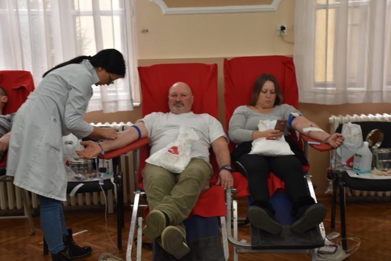 Лесковац: Велики одзив добровољних давалаца крви
