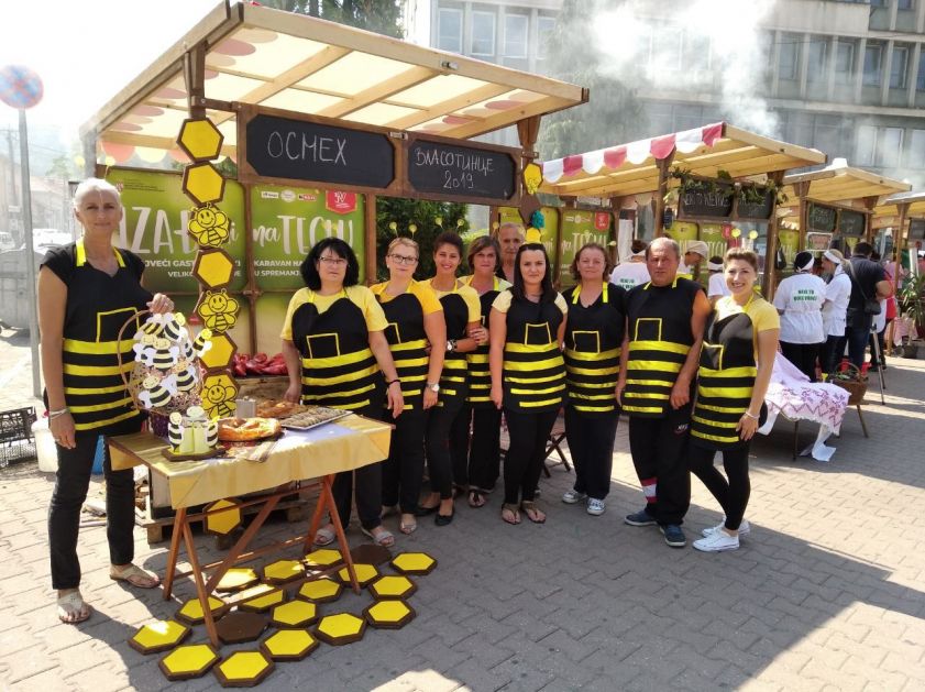 Vlasotince: „Pčelice“ osvojile dve prve nagrade na takmičenju „Izađi mi na teglu“