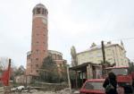 Beogradskom krivom tornju preti četvorospratnica
