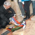 Boris Tadić na grobu kralja Aleksandra