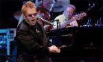 Elton Džon namerava da se vrati na scenu posle bolesti