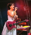 Lily Allen i Yeah Yeah Yeahs na T-Mobile festu