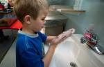 Naučite decu da peru ruke i zaustavite grip