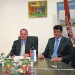 SVI BI DA RADE U GRADSKOJ UPRAVI