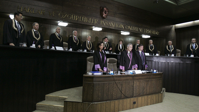 Hapšenje 188 članova Ustavnog suda Turske i Državnog saveta