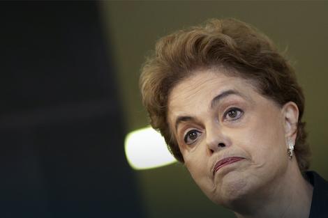 ADIO DILMA Brazilski senatori suspendovali predsednicu!