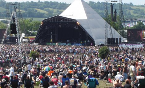 ALARMANTNO UPOZORENJE BEZBEDNJAKA: Koncerti i festivali u Britaniji na meti terorista!