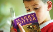 AMERIČKI PROPOVEDNIK: Roditeljima je bolje da udave decu nego da im daju da čitaju Harija Potera