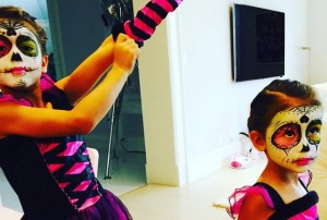 Adriana Lima otkriva: Moje ćerke obožavaju da se šminkaju