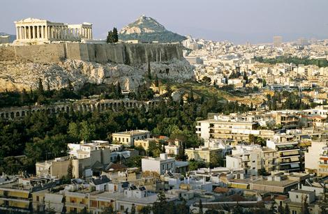 Aktivisti protestovali na Akropolju: Otvorite granice, zaustavite ratove