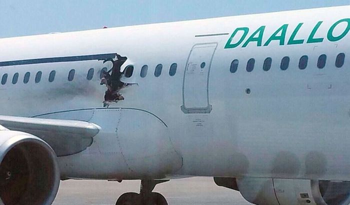 Al Šabab preuzeo odgovornost za eksploziju u somalskom avionu