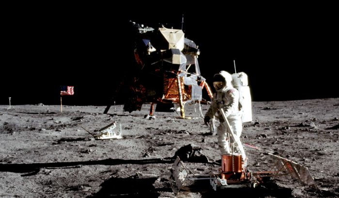 Američke vlasti greškom prodale torbu koja je bila na Mesecu