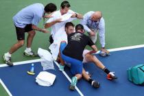 Američkom teniseru se u četvrtom setu tijelo gotovo skamenilo (VIDEO)