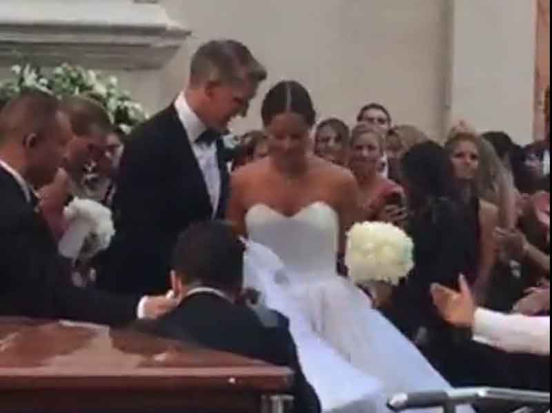 Ana Ivanović i Bastijan Švajnštajger se venčali u crkvi! FOTO + VIDEO