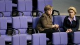 Antievropska AfD traži ostavku Angele Merkel