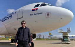 
					Avion Er Srbije nosiće ime glumca Mikija Manojlovića 
					
									