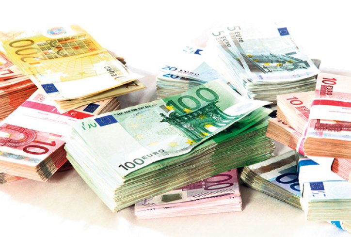 Bankari penzioneru s računa skinuli 400.000 evra