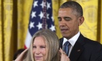 Barak Obama odlikovao Stivena Spilberga i Barbaru Strejsend