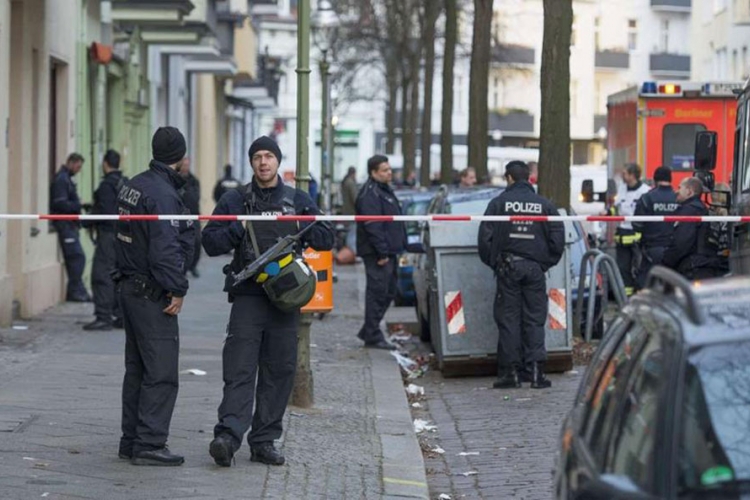 Berlin: Policija obezbjeđuje bolnicu gdje leže ranjeni državljani BiH, traga se za napadačima 