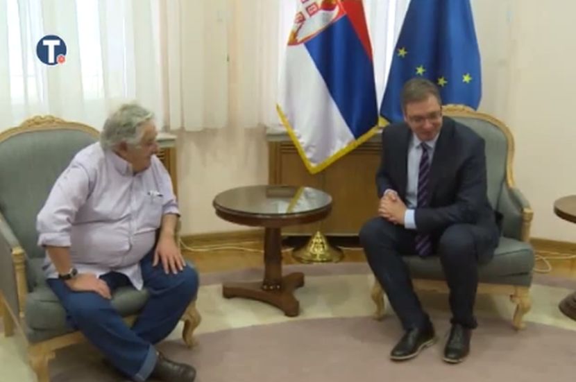 Bienvenida del Presidente: Vučić se sastao sa Muhikom u Beogradu
