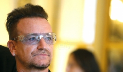 Bono uveren da će pokrenuti publiku u Parizu