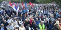 Policija suzavcem na demonstrante u Podgorici