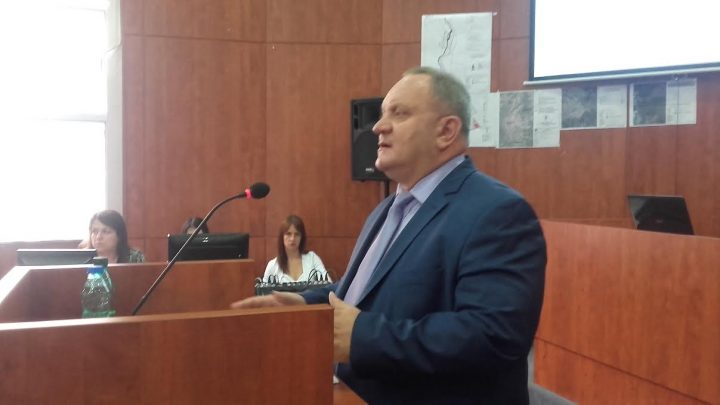 Cakić: Gradonačelnik obmanuo Leskovčane