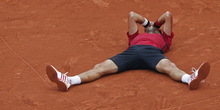 Čestitke Novaku na tituli u Parizu