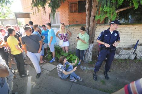 DRAMA U NOVOM SADU Porodica Ljubičić napušta deo kuće, ne žele da im hapse komšije