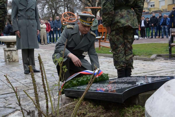 Dan sećanja na stradale obeležila i Kopnena vojska