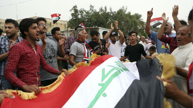 Irak, demonstranti napuštaju zgradu parlamenta