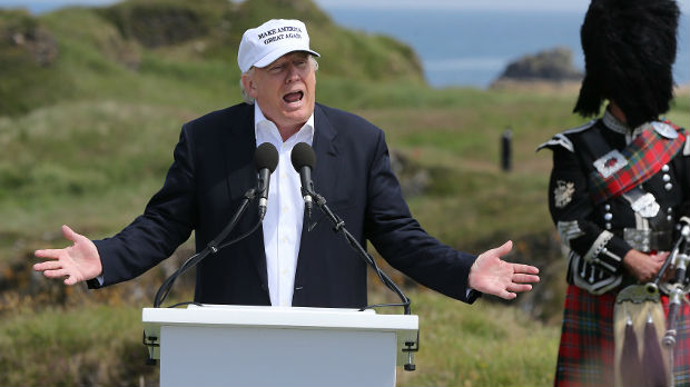 Demonstranti upali na Trampov teren za golf u Škotskoj