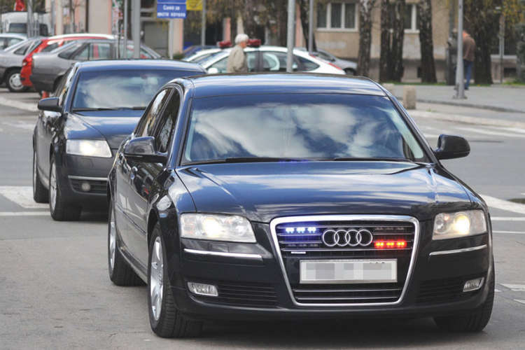 Direkcija za koordinaciju policijskih tijela za 28 vozila daje oko 1,4 miliona KM