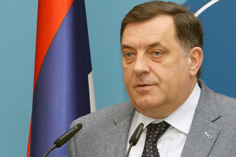 Dodik: Mihajlovićeva ne razumije suštinu referenduma