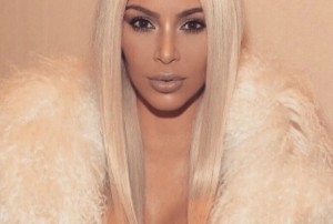 Drastična promena imidža: Kim Kardashian opet plavuša