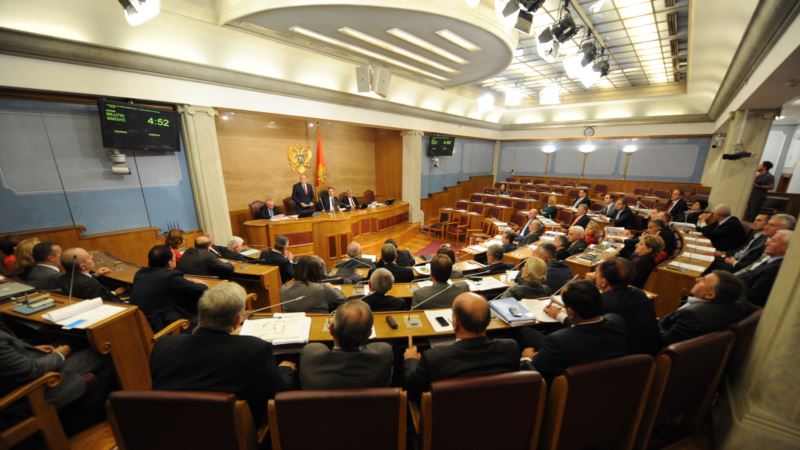 Dubina političke krize: Umjesto Parlamenta odlučuje Radna grupa