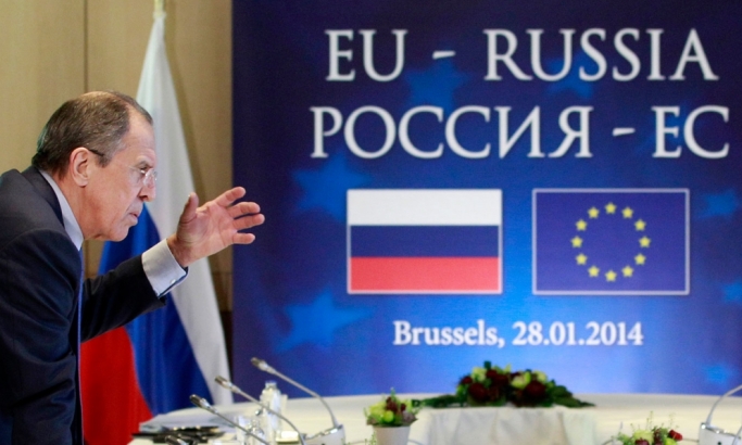 EU podvila rep, ukida sankcije Rusiji