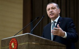 
					Erdogan: Ne menjamo zakone zarad viza 
					
									