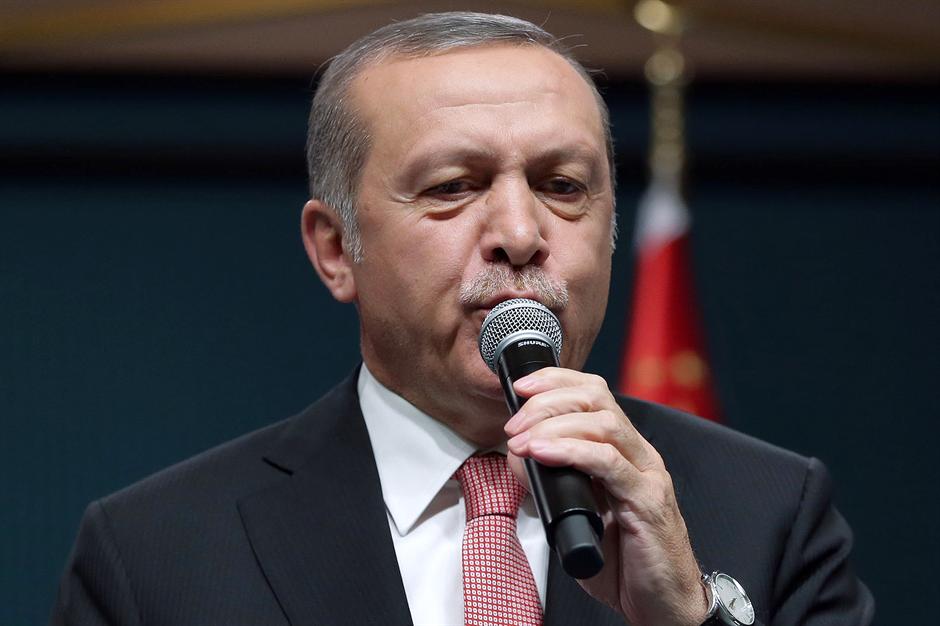Erdogan kosi redom: Hapsi svoju gardu