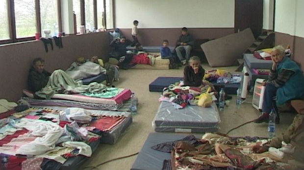 Evakuisani meštani u Gornjoj Vranjskoj
