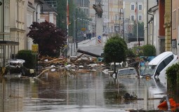 
					Evropa se i dalje bori sa poplavama, 18 mrtvih 
					
									