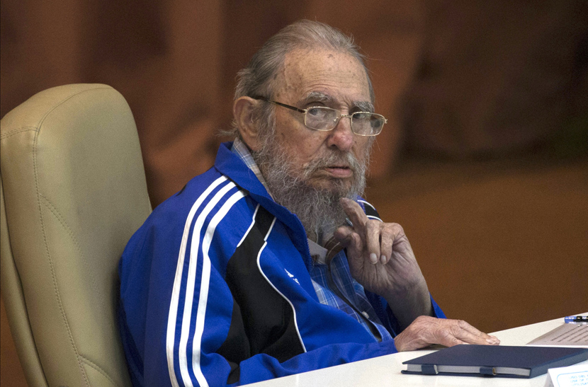 FIDEL CASTRO IS ALWAYS WEARING ADIDAS SWEATSUIT: Do they pay him to advertise them? (PHOTO) (VIDEO)
