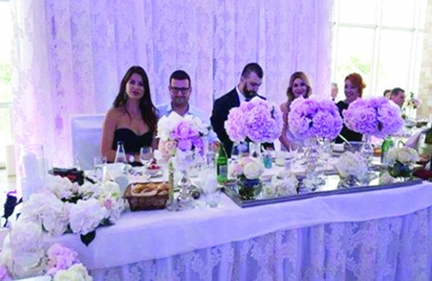 (FOTO) BESAN HONORAR Muzicari uzeli 50.000 evra na Pekovicevoj svadbi