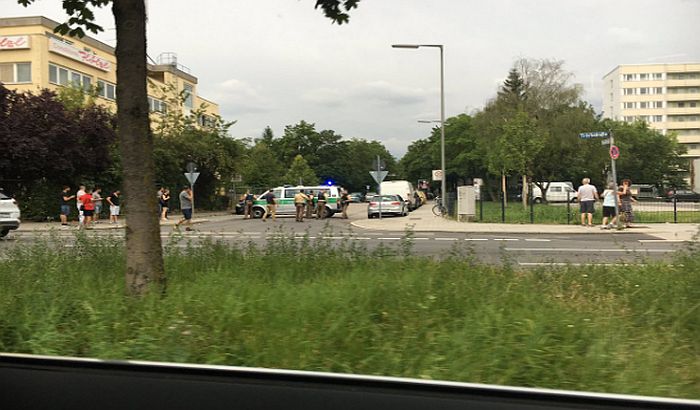 FOTO: Muškarac pucao u šoping centru u Minhenu, više mrtvih