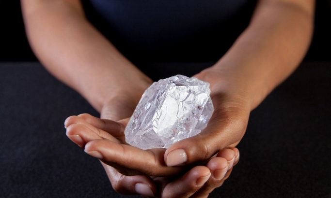 FOTO: Ovako izgleda dijamant veličine teniske loptice