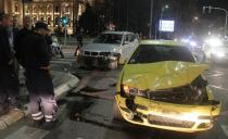 (FOTO) ŽESTOKA SAOBRAĆAJKA U CENTRU BEOGRADA: Vozač BMW divljao po gradu 