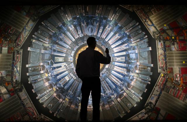 Fizičari CERN-a prisiljeni da se javno distanciraju od Satane